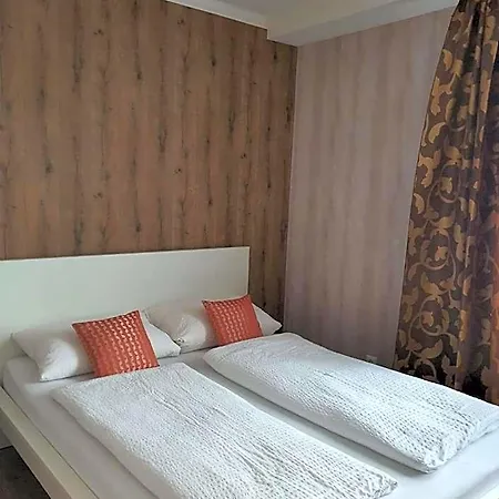Апарт-отель Schneider 3*