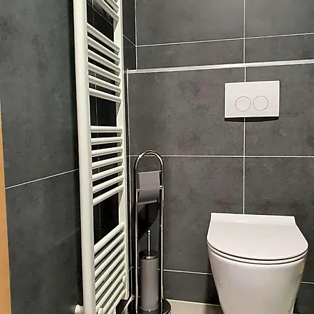 Schneider 3*